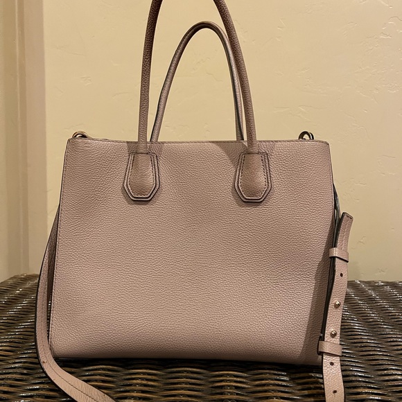 Michael Kors Nude Leather Tote Handbag - Picture 3 of 7